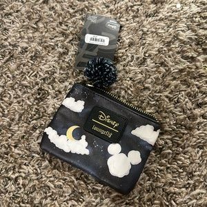 Disney NWT Loungefly Coin Purse